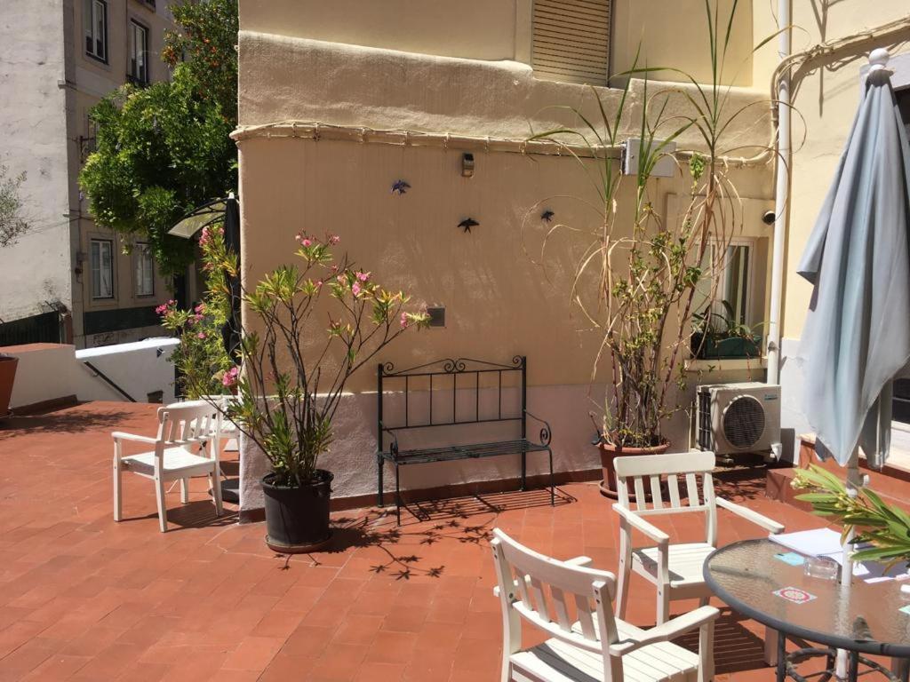 Costa Do Castelo Terrace, Em Rua Dos Lagares 8 * Lisbon